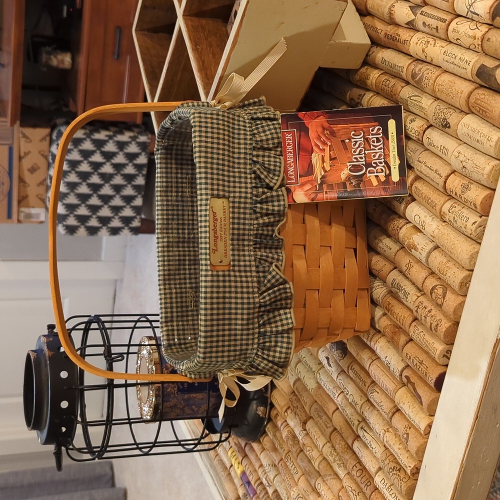 Longaberger 1997 Dresden Tour Basket w/Family Signatures